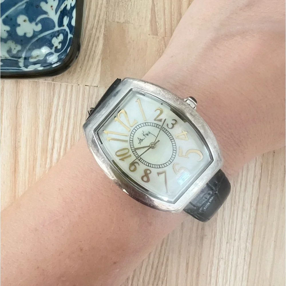 Ann King embrace ladies Curvex Sterling silver dress watch NEW BATTERY